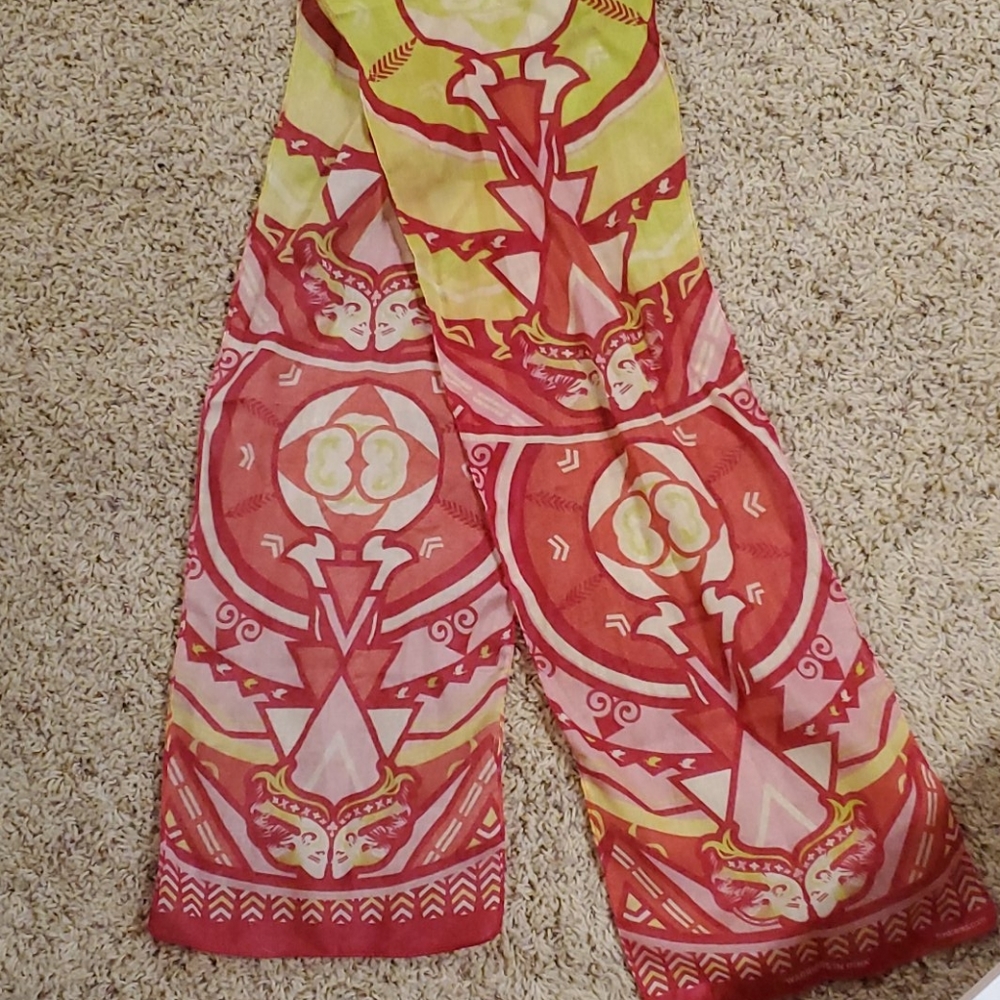 Free with $10 purchase! Scarf